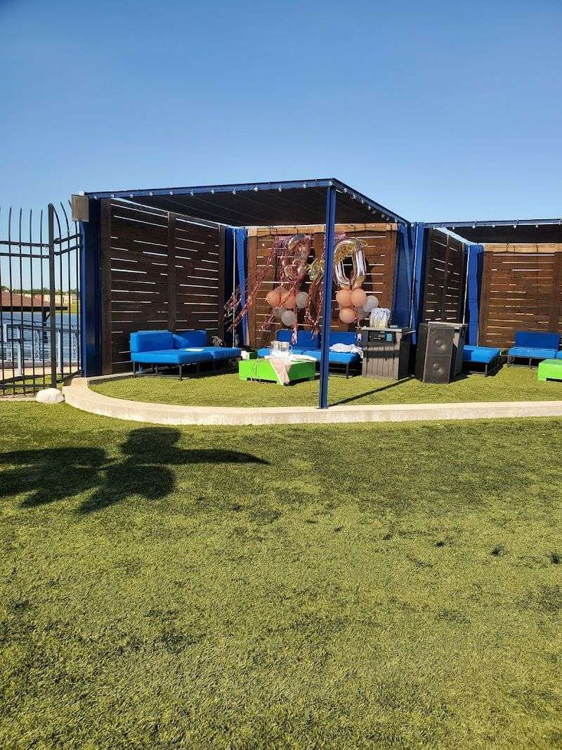 Cabanas and Bungalows: Upgrade Your Chill