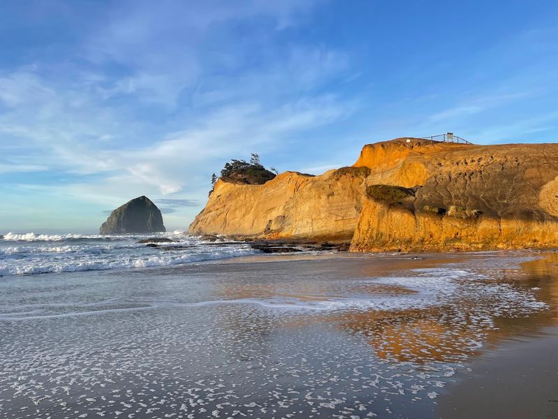 Cape Kiwanda State Natural Area, Pacific City, Oregon
