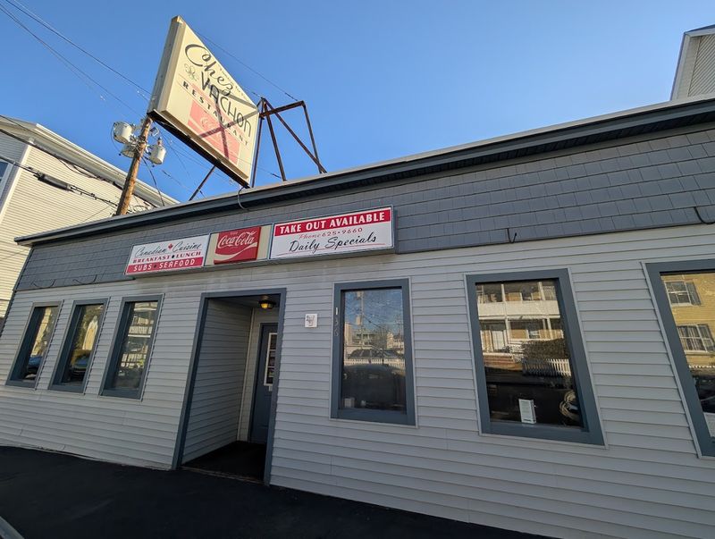 Chez Vachon, Manchester, New Hampshire Chez Vachon, Manchester, New Hampshire