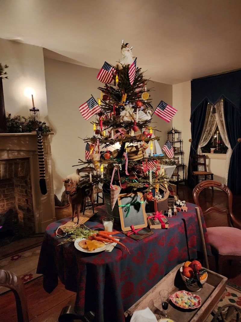 Christmas Tours and Seasonal Programming Christmas Tours and Seasonal Programming