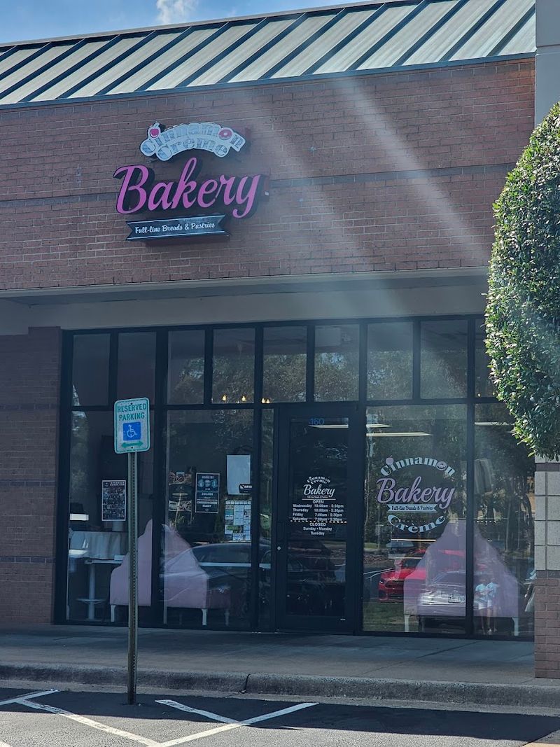 Cinnamon Creme Bakery, Little Rock, Arkansas Cinnamon Creme Bakery, Little Rock, Arkansas