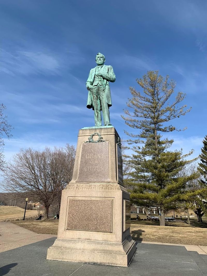 Civil War Legacy: How One Town Sent Nine Generals to War Civil War Legacy: How One Town Sent Nine Generals to War