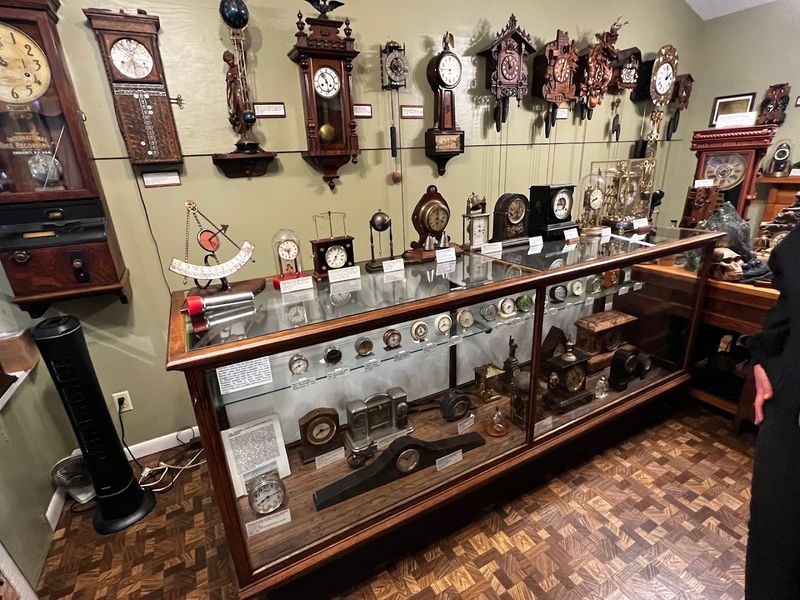 Clocks, Clocks, and More Clocks: The Timekeeping Collection Clocks, Clocks, and More Clocks: The Timekeeping Collection