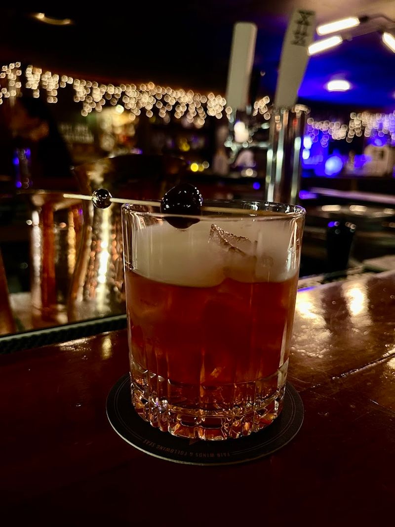 Closing Thoughts on a Bar Worth Finding Closing Thoughts on a Bar Worth Finding