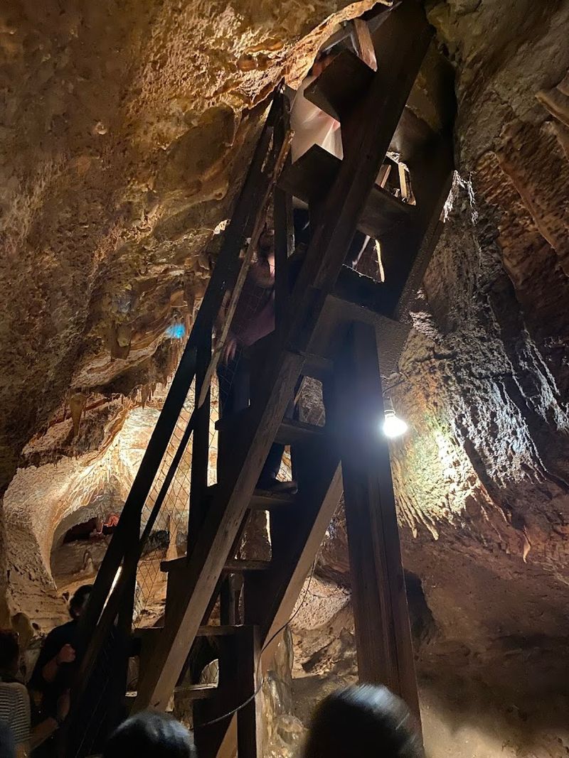 Cosmic Cavern, Berryville, Arkansas