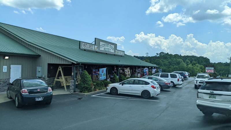 Country View Market, Charlotte, Tennessee
