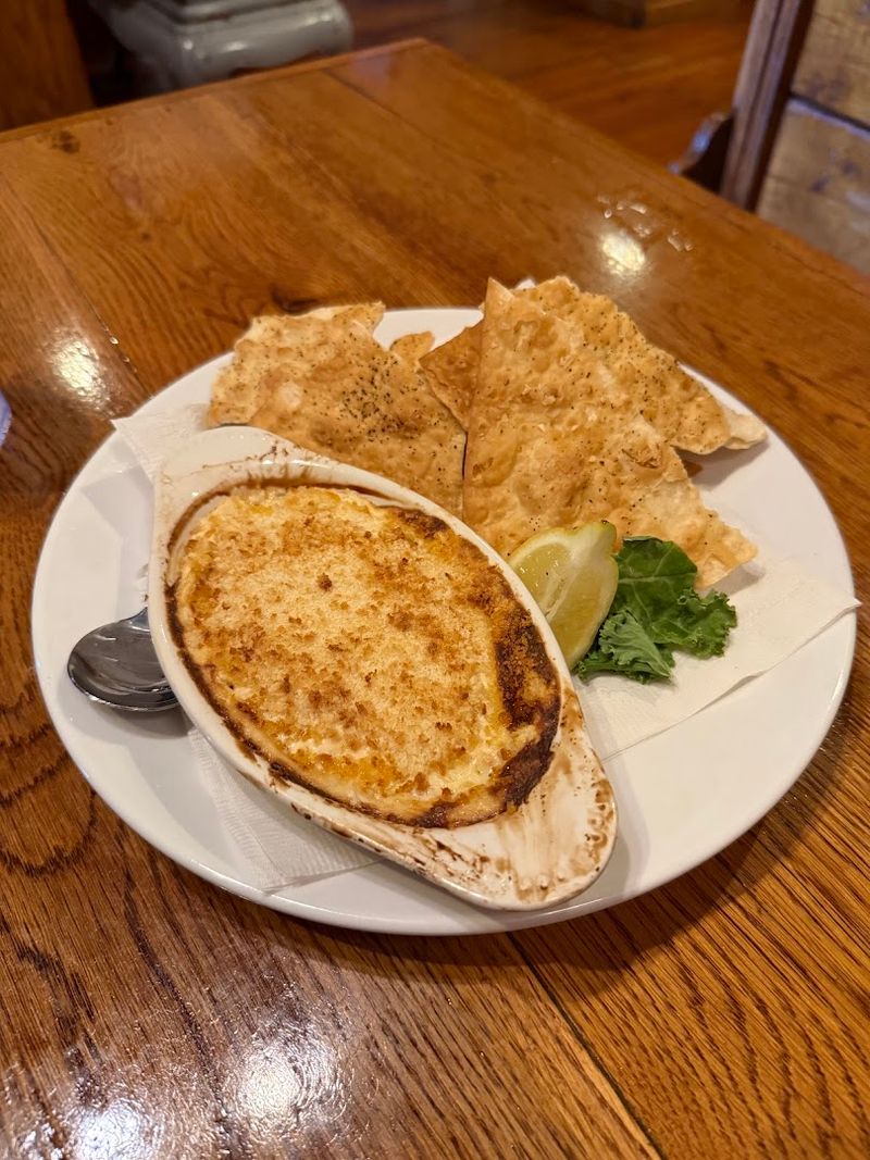 Crab Cakes, Mahi Tacos, and Other Menu Highlights