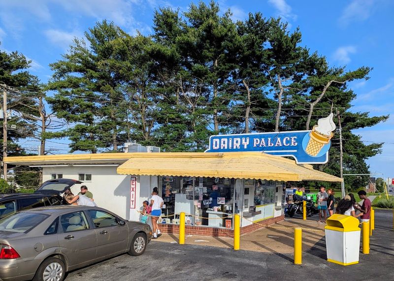 Dairy Palace, New Castle, Delaware Dairy Palace, New Castle, Delaware