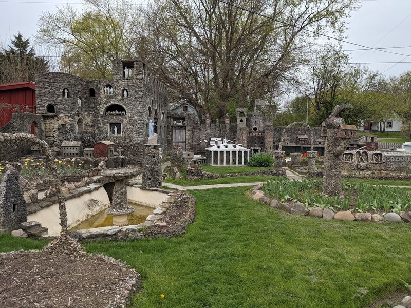 Depression Era Pop Culture in Stone