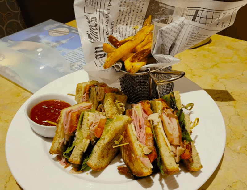 Dining Options That Cover a Lot of Ground