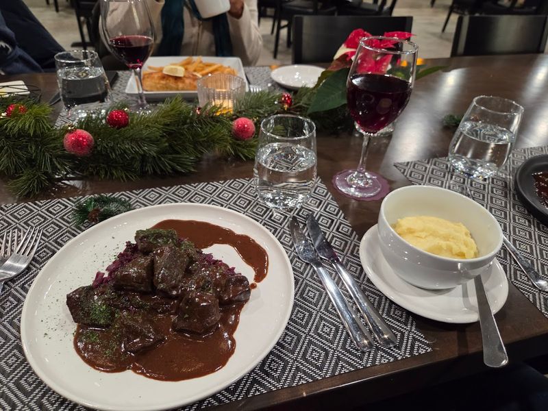 Dinner Service and the Rotating Specials Dinner Service and the Rotating Specials