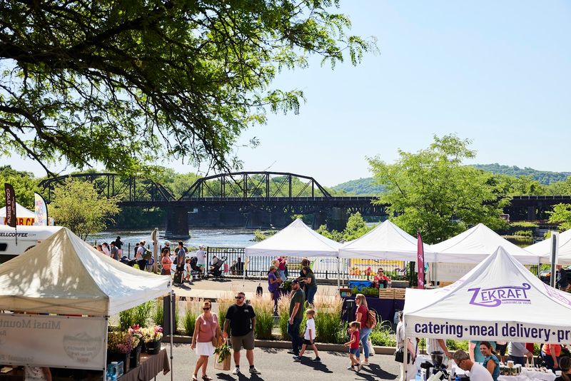 Easton Farmers' Market, Easton, Pennsylvania Easton Farmers' Market, Easton, Pennsylvania
