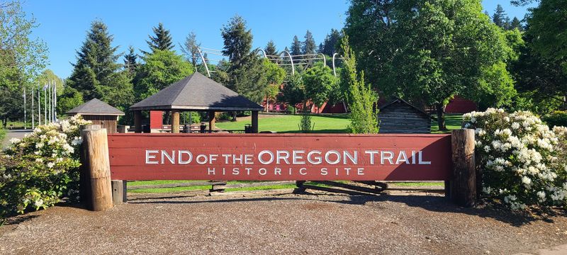End of the Oregon Trail Monument — Oregon City, Oregon End of the Oregon Trail Monument — Oregon City, Oregon