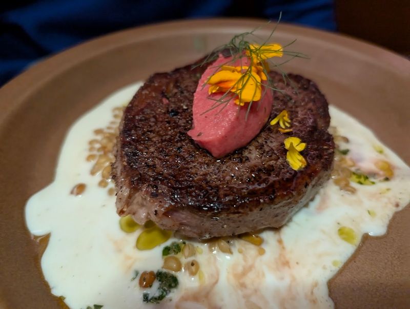 Entrees That Earn Standing Ovations