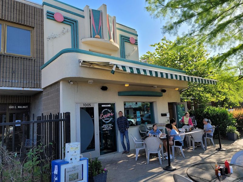 Ernie's Cafe & Steak House, Columbia, Missouri