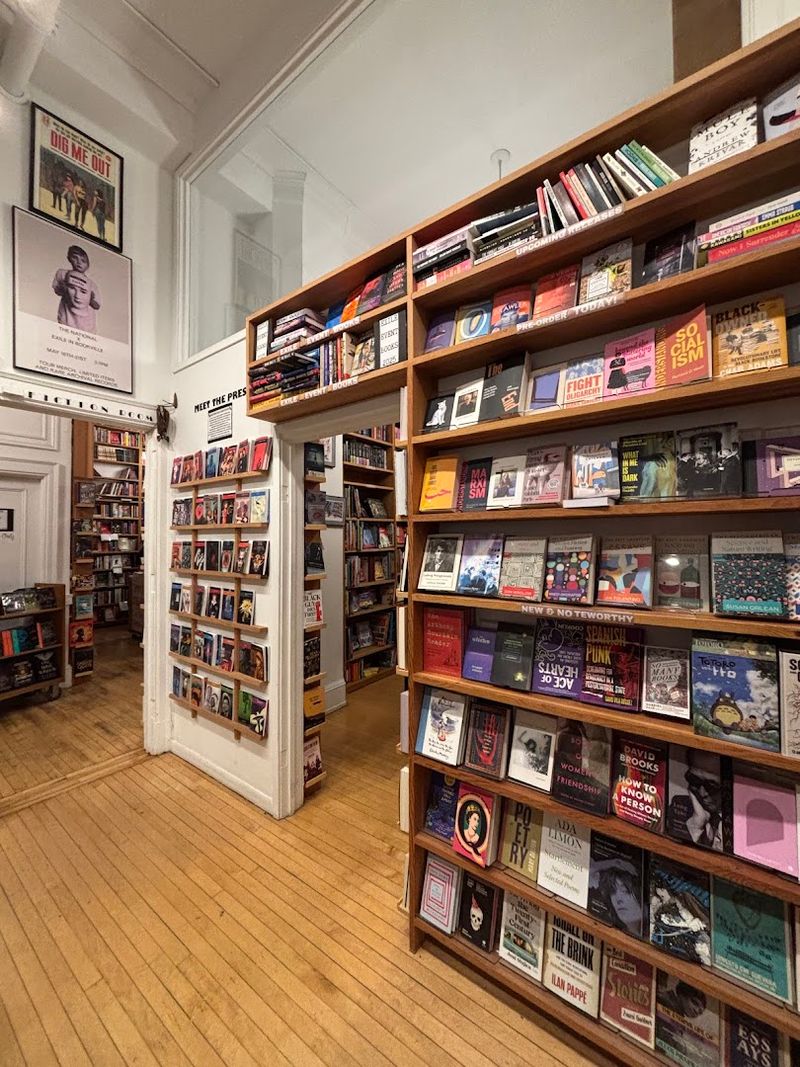 Exile in Bookville — Chicago, Illinois Exile in Bookville — Chicago, Illinois