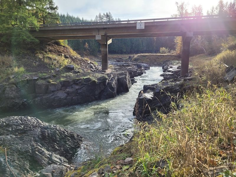Fall Creek Swimming Holes — Near Lowell, Oregon