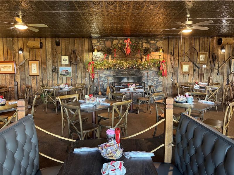 Family-Friendly Atmosphere With A Genuinely Rustic Feel Family-Friendly Atmosphere With A Genuinely Rustic Feel