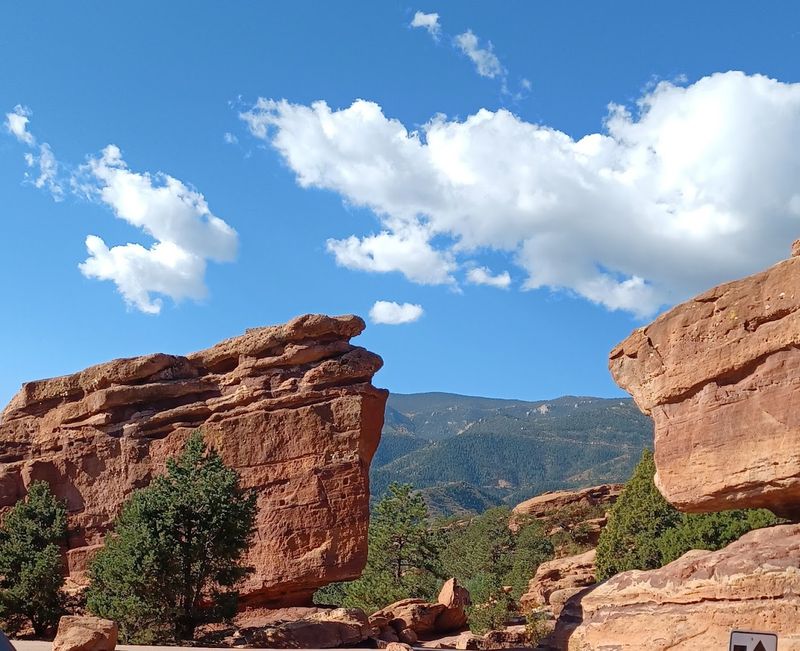 Famous Rock Formations Worth Seeking Out Famous Rock Formations Worth Seeking Out