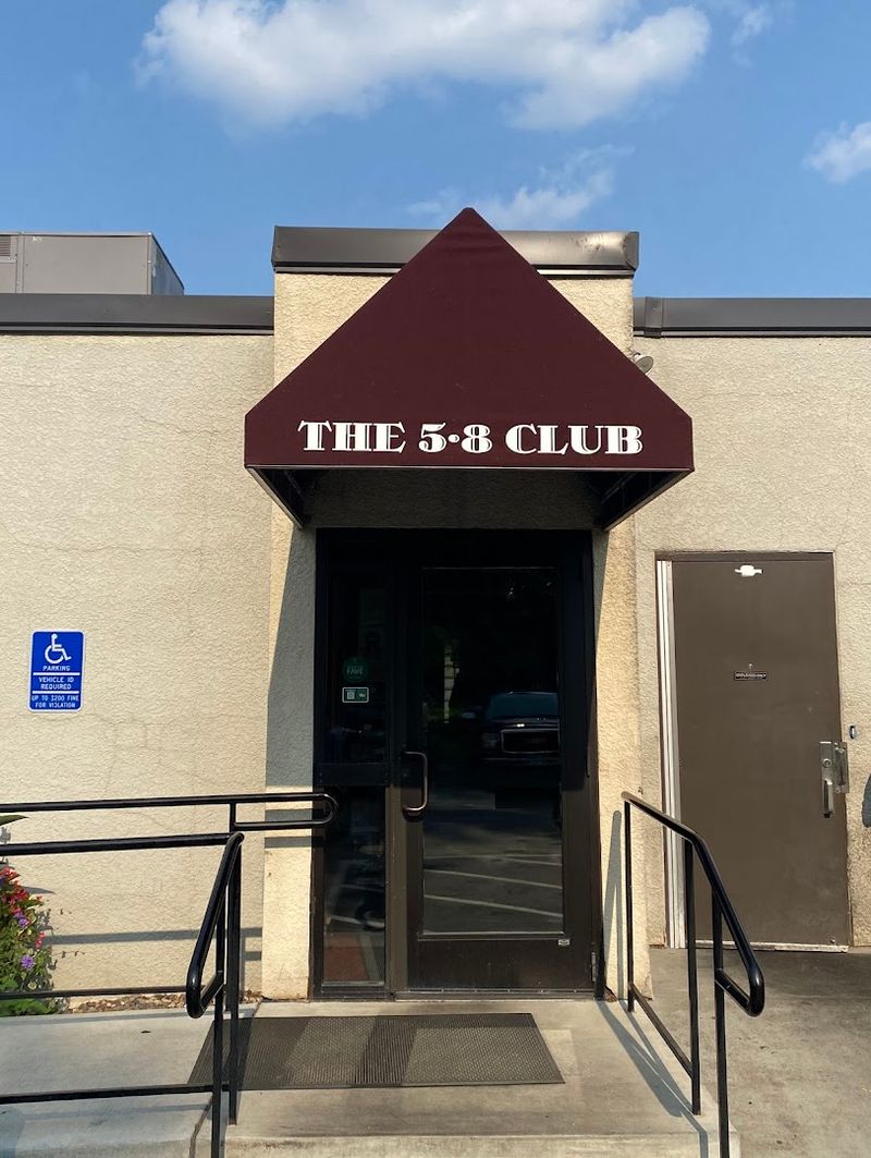 Finding the 5-8 Club on Cedar Avenue