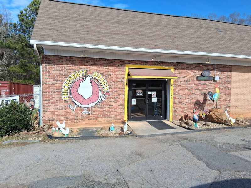 Finding the Shop: Address, Hours, and What to Know Before You Go