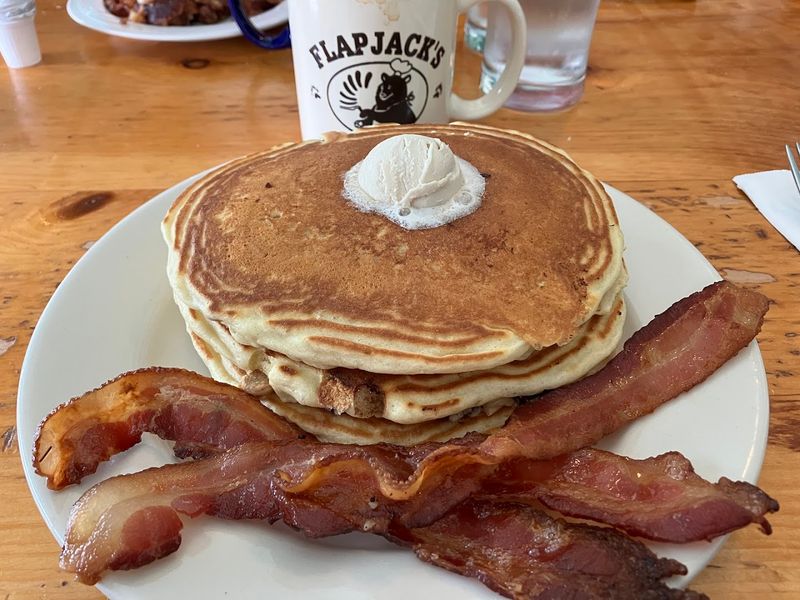 Flapjack's Pancake House, Lincoln, New Hampshire Flapjack's Pancake House, Lincoln, New Hampshire