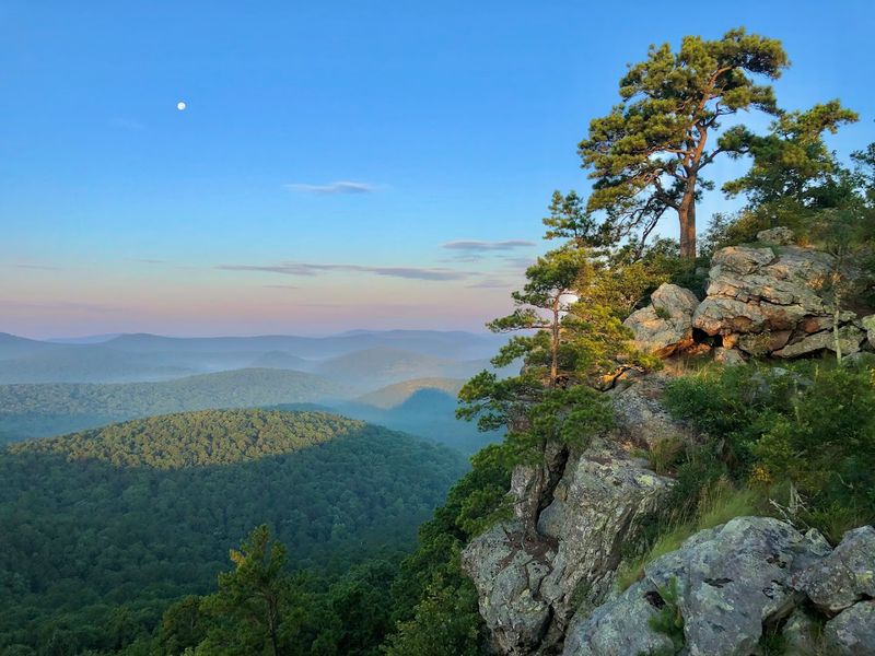 Flatside Pinnacle Trail, Ouachita National Forest, Arkansas Flatside Pinnacle Trail, Ouachita National Forest, Arkansas