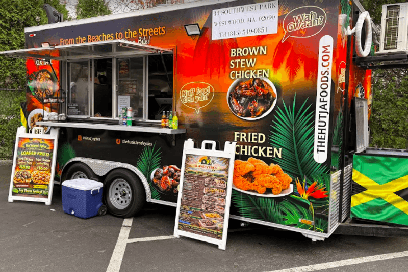 Food Trucks Add a Rotating Twist Food Trucks Add a Rotating Twist