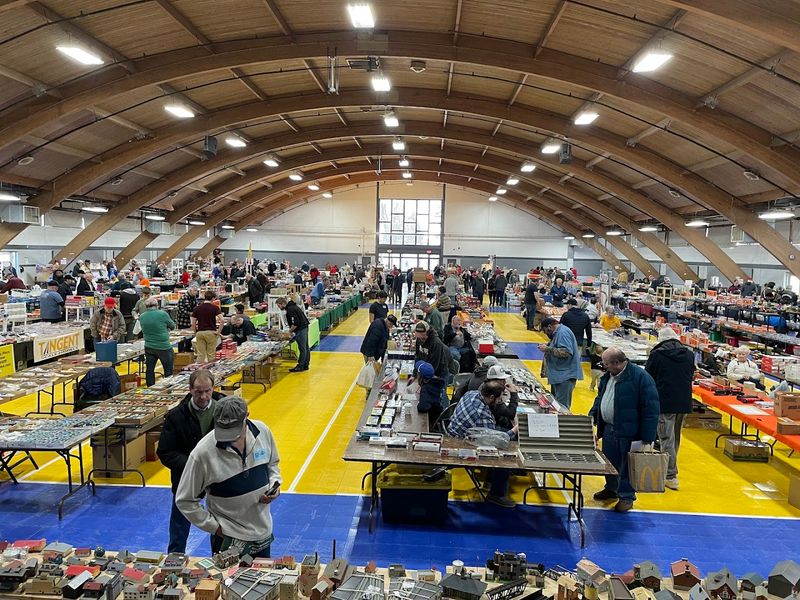 Fox Valley Antique Show at the Fairgrounds — Wheaton, Illinois
