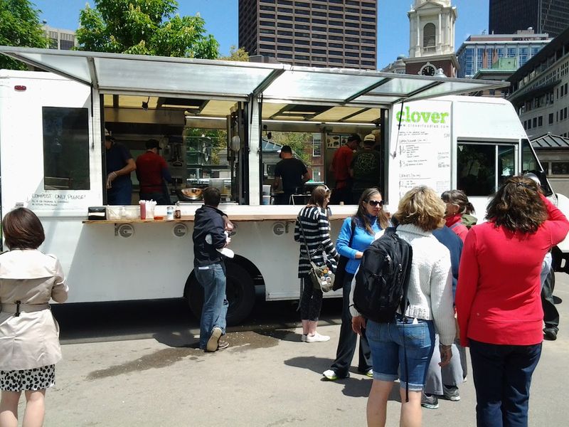 From Food Truck to Fast Food Institution From Food Truck to Fast Food Institution