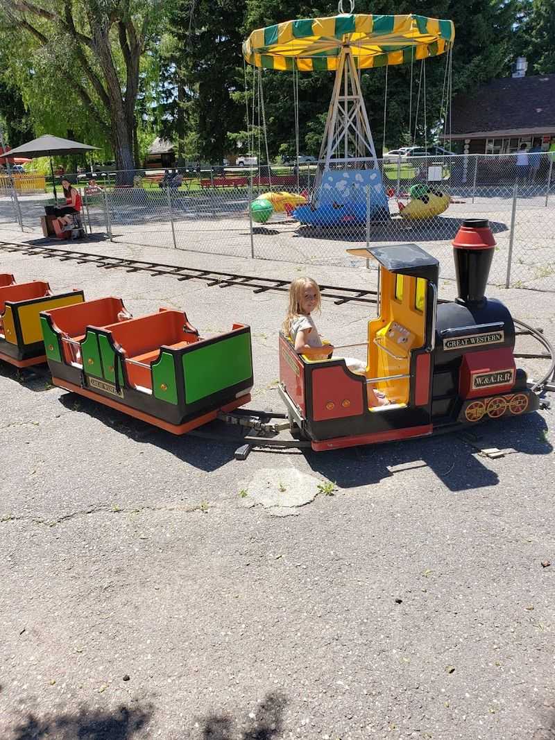 Funland: Old-School Rides That Still Bring the Joy Funland: Old-School Rides That Still Bring the Joy