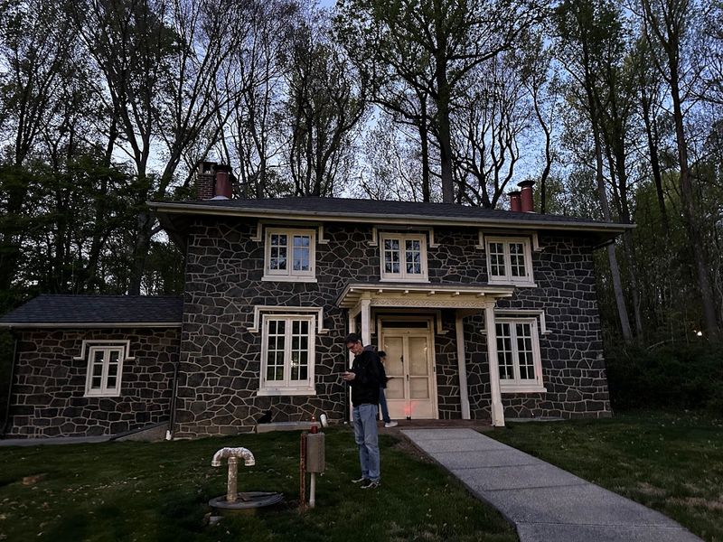 Ghost Tours, Paranormal Programs, and a Mansion With a Reputation
