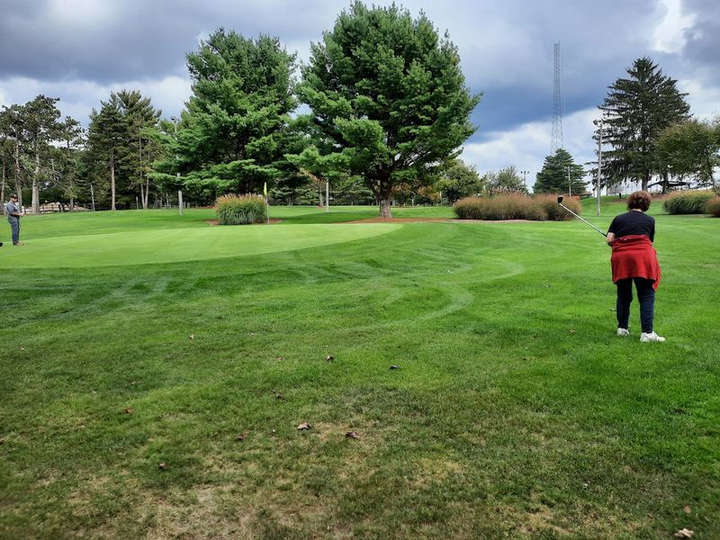 Golf, Sleds, and Year-Round Recreation Golf, Sleds, and Year-Round Recreation