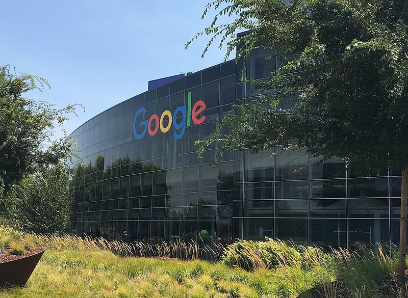 Google (Alphabet) Google (Alphabet)