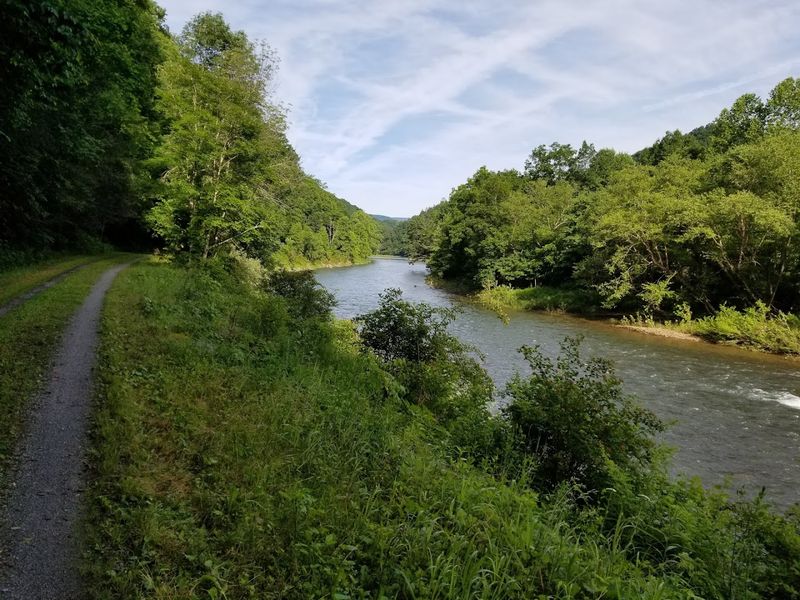 Greenbrier River Valley, Lewisburg, West Virginia Greenbrier River Valley, Lewisburg, West Virginia