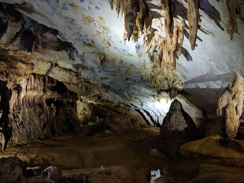 Gunung Mulu Caves — Malaysia Gunung Mulu Caves — Malaysia