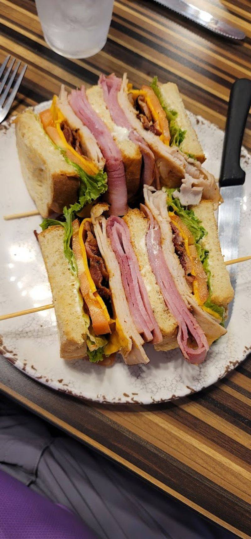 Handmade Burgers and Sandwiches That Deserve the Spotlight