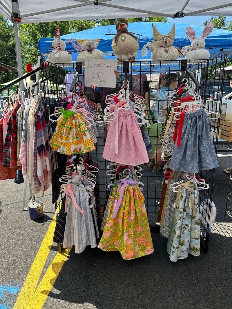 Handmade Crafts and Artisan Finds You Won't See Anywhere Else Handmade Crafts and Artisan Finds You Won't See Anywhere Else