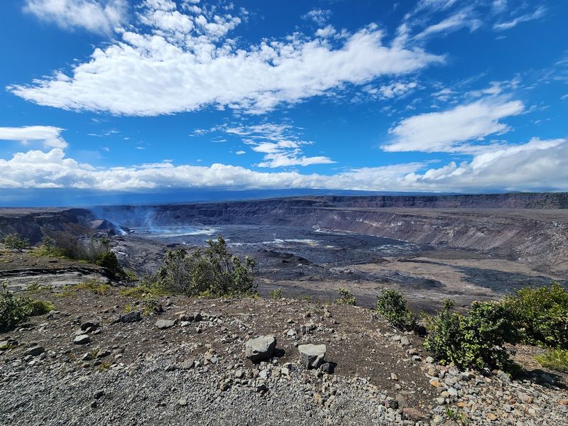Hawaiʻi Volcanoes National Park, Hawaiʻi, United States Hawaiʻi Volcanoes National Park, Hawaiʻi, United States