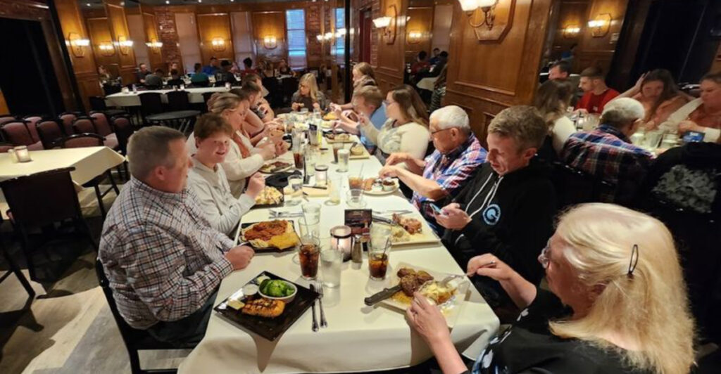 Hidden in Iowa Is a Timeless Steakhouse Packed With Old-School Charm