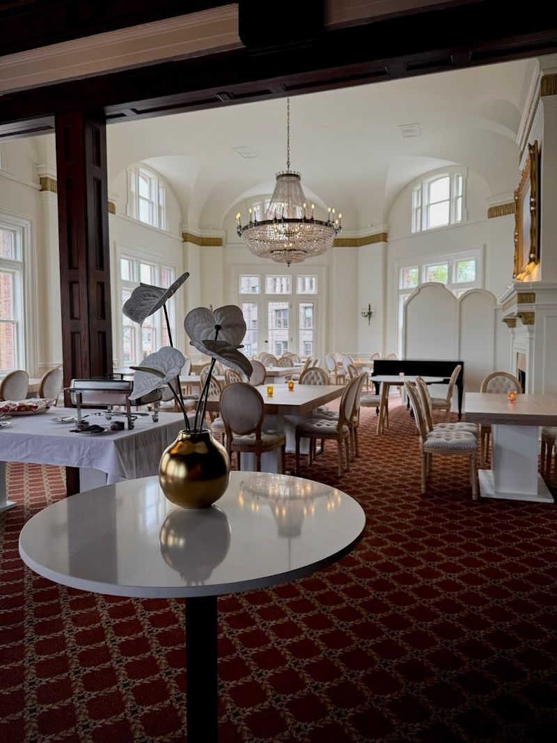 High Ceilings, Wood Beams, and Chandelier Light High Ceilings, Wood Beams, and Chandelier Light