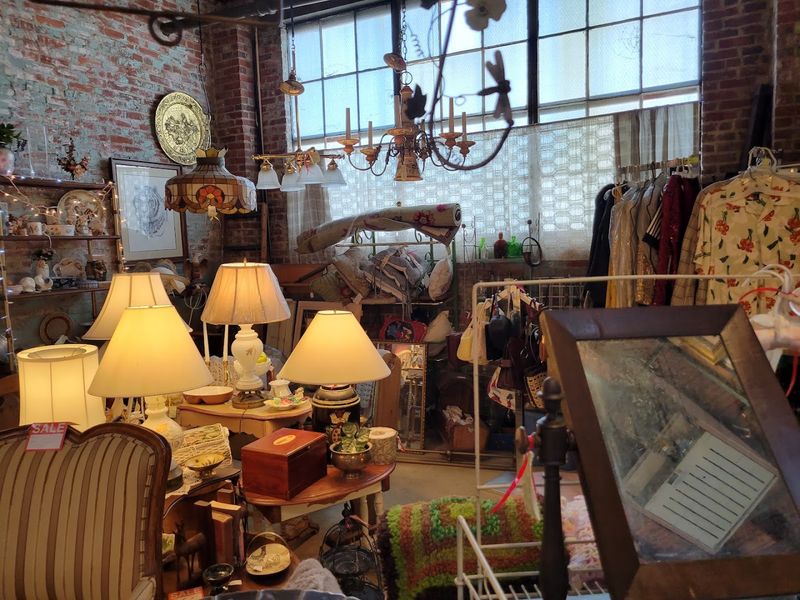 Historic Burlington Antiques and Art Emporium, Burlington City, New Jersey