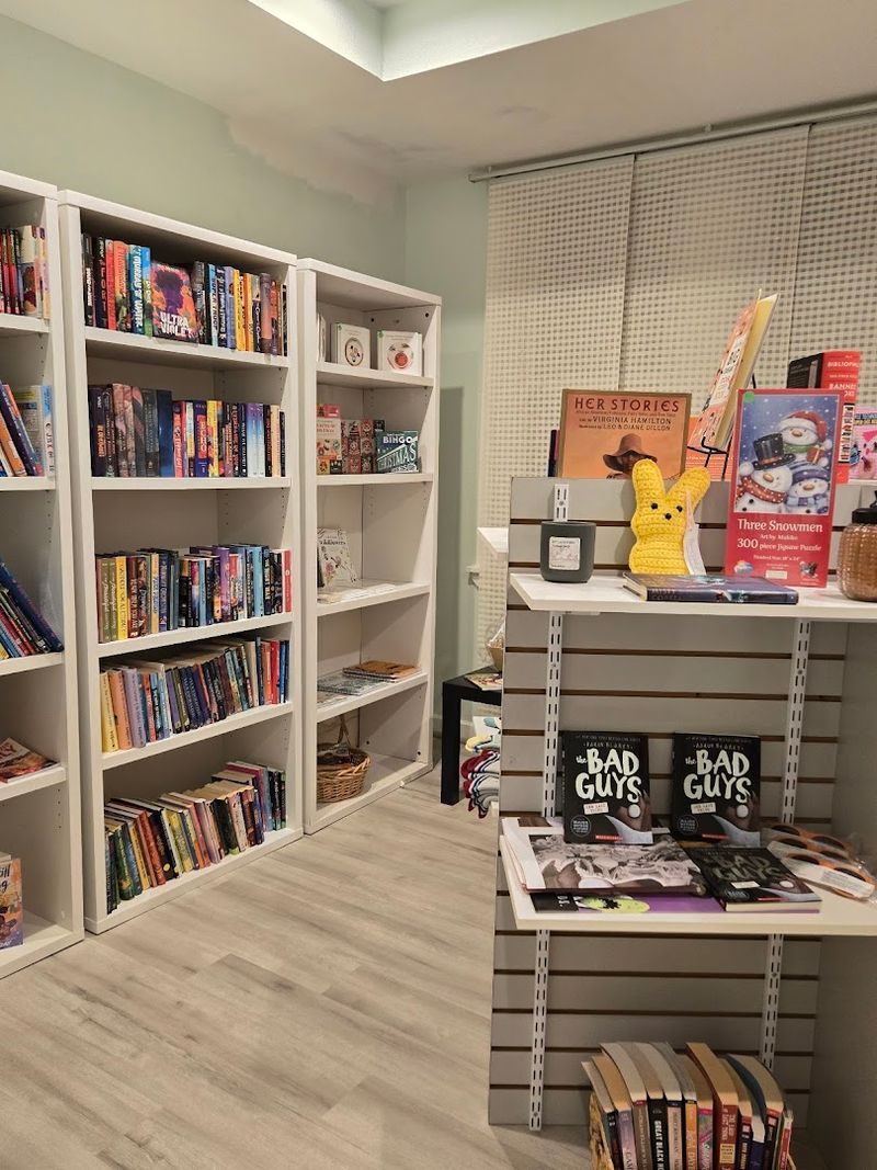 Hours, Online Orders, and How to Plan Your Visit