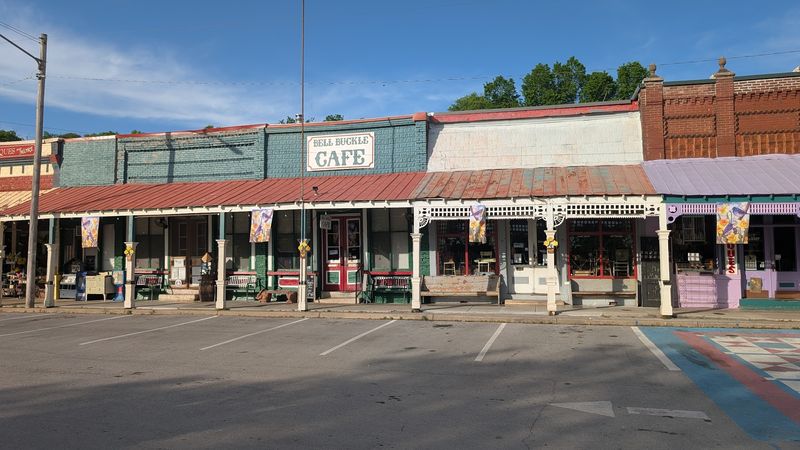 How Bell Buckle Cafe Fits Into Middle Tennessee's Food Culture How Bell Buckle Cafe Fits Into Middle Tennessee's Food Culture