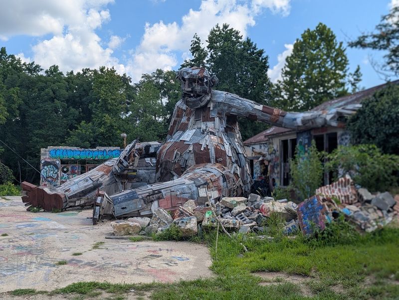 How Big Rusty Became a Hidden Gem Worth the Drive How Big Rusty Became a Hidden Gem Worth the Drive