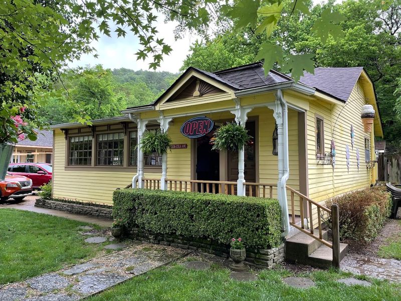Ice Cream Delights, Eureka Springs, Arkansas