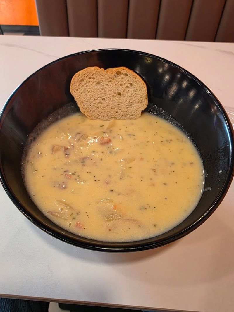 Idaho: Soup Kettle Grille, Meridian