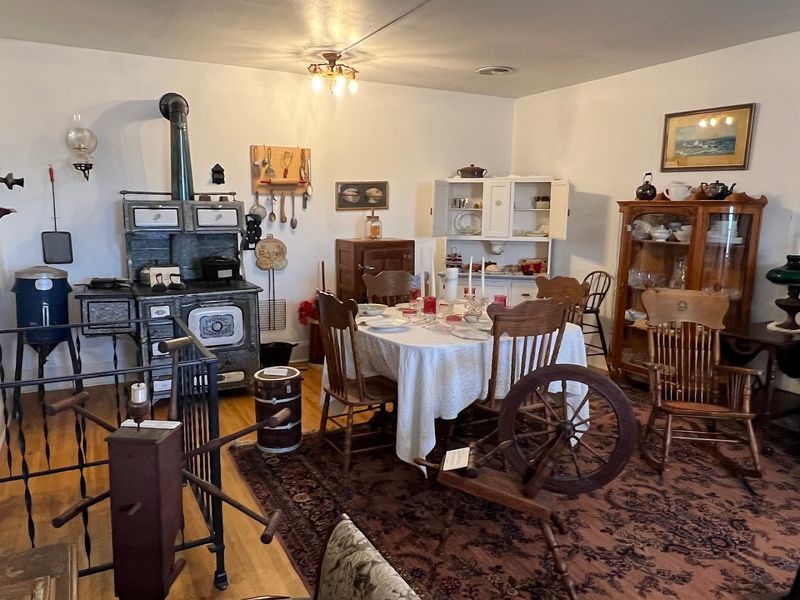 Inside the 1907 Farmhouse: A Peek Into Dorothy's World
