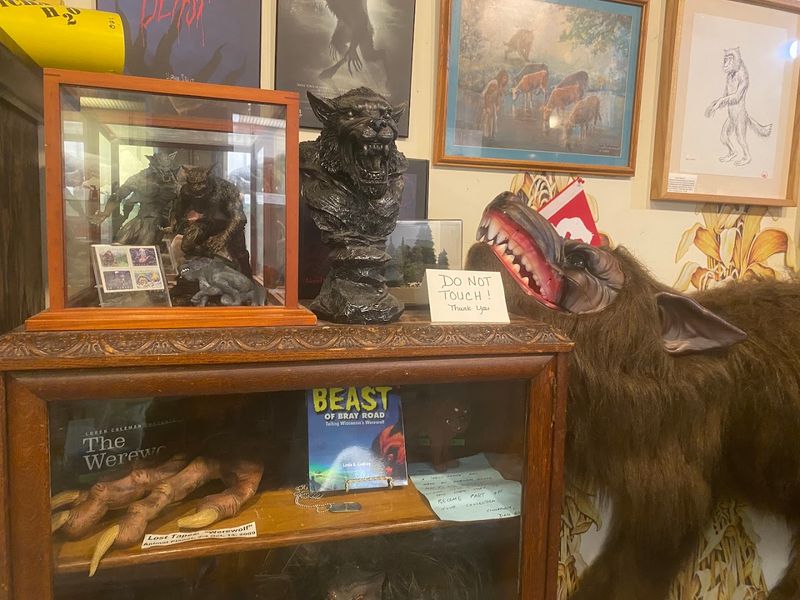 International Cryptozoology Museum - Bangor, Maine, USA International Cryptozoology Museum - Bangor, Maine, USA
