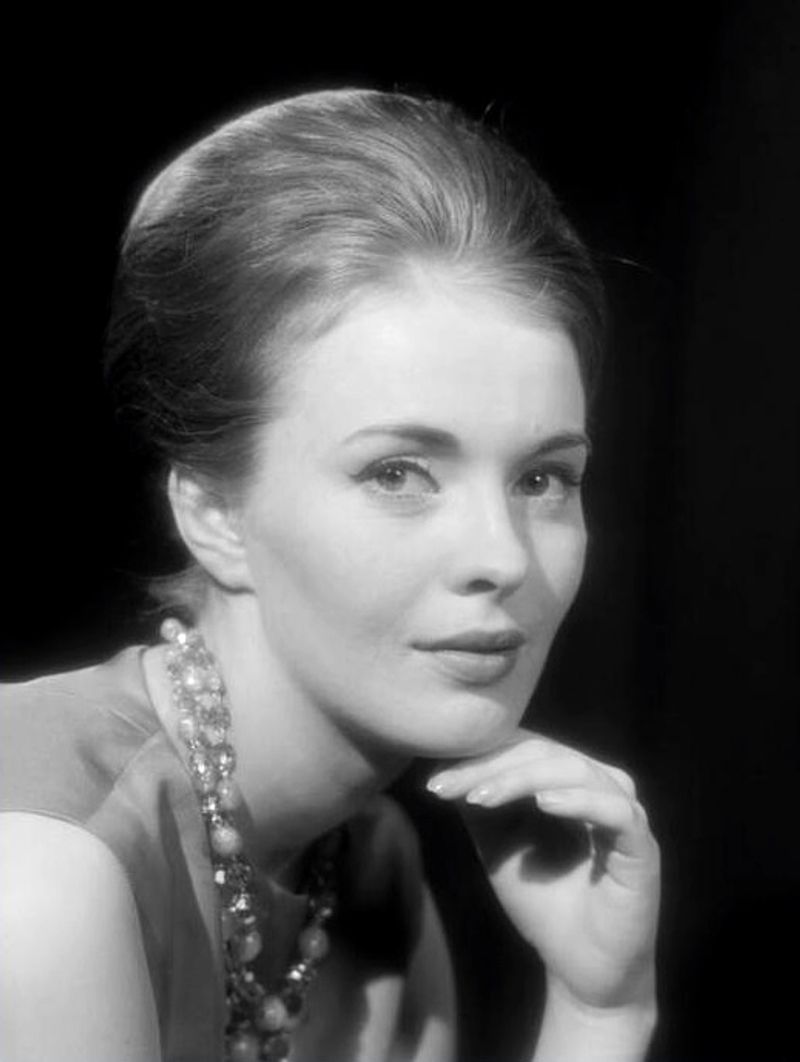 Jean Seberg: The American Face of the French New Wave Jean Seberg: The American Face of the French New Wave